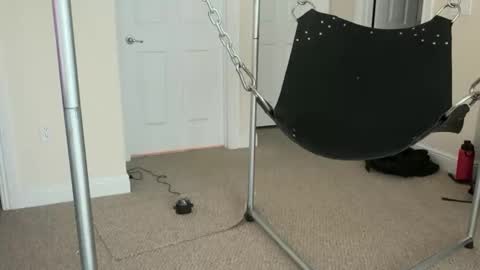 Snapshot of _bearyhairy_ chatting on 02/28/26, 08:43 Chupa Bear online show from 02/28/26, 08:43