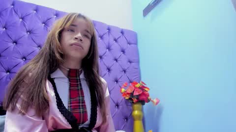 Snapshot of _bella_barbie chatting on 04/01/26, 02:34 _bella_barbie online show from 04/01/26, 02:34