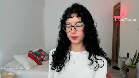 Snapshot of _bellaela chatting on 01/13/26, 08:36 Ella online show from 01/13/26, 08:36