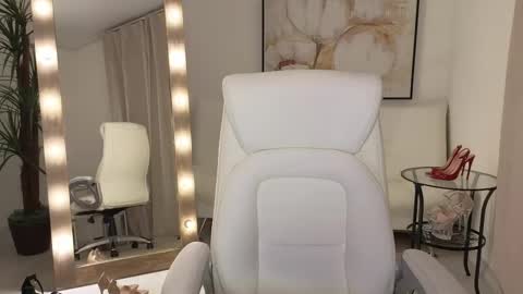 Beylly online show from 03/11/25, 04:32