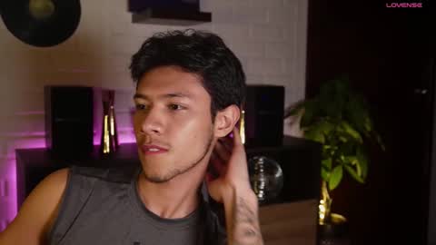 Snapshot of _billy_j chatting on 12/22/24, 12:50 BILLY online show from 12/22/24, 12:50