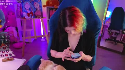 Snapshot of _biscuitty chatting on 12/11/24, 09:55 Alice .. online show from 12/11/24, 09:55