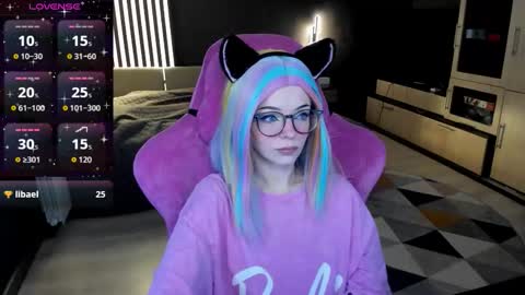 Olivia Subscribe to my Fansly -   online show from 03/19/26, 10:47