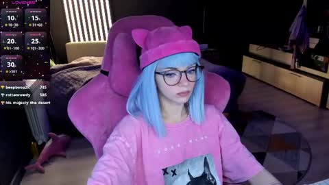 Snapshot of _black_fox__ chatting on 07/02/26, 11:44 Olivia Subscribe to my Fansly - online show from 07/02/26, 11:44
