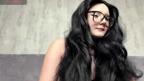_blackcharm_ online show from 06/16/26, 12:02