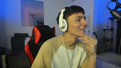 Snapshot of _blakee chatting on 01/22/25, 06:42 B L A K E online show from 01/22/25, 06:42