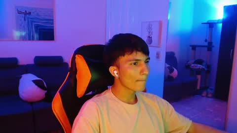 Snapshot of _blakee chatting on 03/04/25, 06:37 B L A K E online show from 03/04/25, 06:37