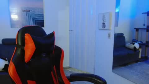 Snapshot of _blakee chatting on 03/07/25, 07:08 B L A K E online show from 03/07/25, 07:08