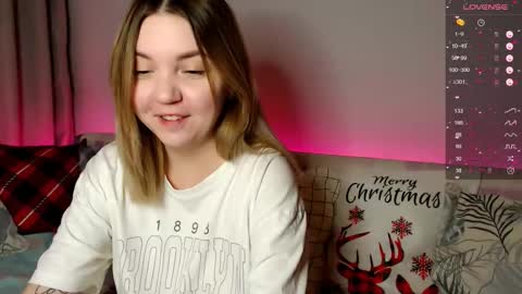 Elizabeth online show from 12/21/25, 10:28