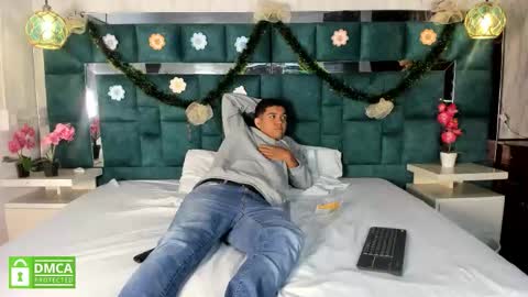 _bonnyandclyde online show from 01/06/26, 11:58