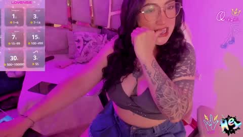 Snapshot of _briigite chatting on 06/07/26, 02:59 Angie Independent model online show from 06/07/26, 02:59