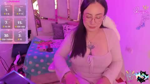 Snapshot of _briigite chatting on 06/17/26, 07:48 Angie Independent model online show from 06/17/26, 07:48