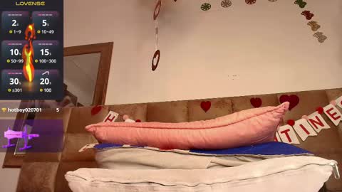 Snapshot of _britanyy_ chatting on 02/15/25, 03:09 Britany online show from 02/15/25, 03:09