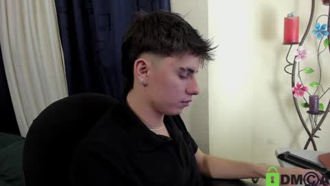 Snapshot of _broken_47 chatting on 12/17/24, 06:24 FELIPE CAMACHO dont forget to support me with a little hand up online show from 12/17/24, 06:24