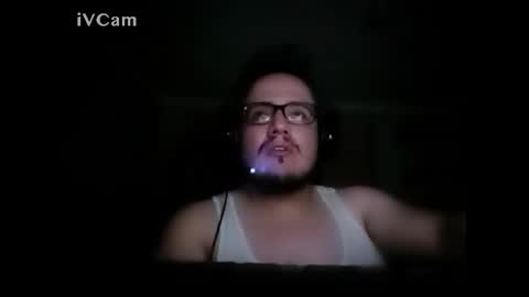 Snapshot of _buckle_ chatting on 02/19/25, 06:55 _buckle_ online show from 02/19/25, 06:55