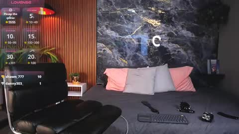 _bunny_boy_ online show from 02/10/25, 05:47