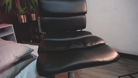 _bunny_boy_ online show from 03/08/25, 07:05