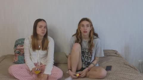 Snapshot of _by_double_sexy_miss_ chatting on 04/25/26, 04:48 _by_double_sexy_miss_ online show from 04/25/26, 04:48