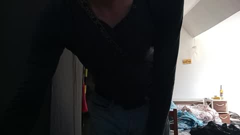 Snapshot of _cam_dude_ chatting on 04/25/26, 11:35 _cam_dude_ online show from 04/25/26, 11:35