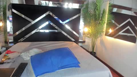 Candy online show from 09/14/25, 02:05