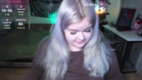 _candym1lky_ online show from 02/28/26, 07:31