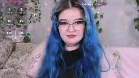 Snapshot of _candym1lky_ chatting on 06/27/26, 06:29 _candym1lky_ online show from 06/27/26, 06:29