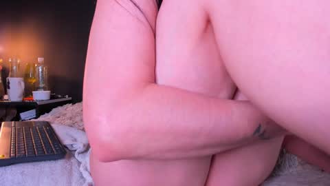 Snapshot of _caro_lyne_ chatting on 01/09/25, 05:54 Carolina online show from 01/09/25, 05:54