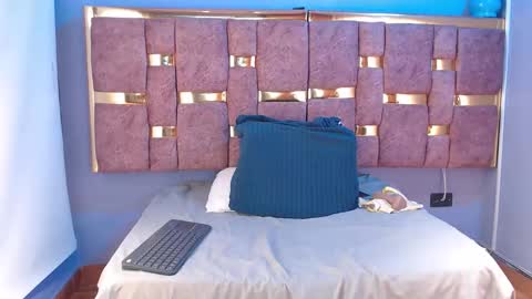 Caroline online show from 03/23/26, 10:52