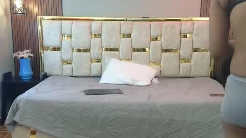 Caroline online show from 04/02/26, 10:46