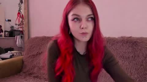 Caroline online show from 09/24/25, 12:30