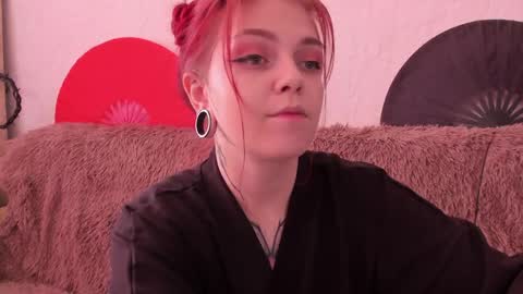 Caroline online show from 05/25/26, 10:54
