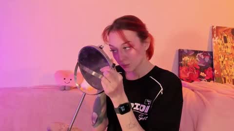 Snapshot of _ccrystaa_ chatting on 02/13/25, 04:22 Christina Chris online show from 02/13/25, 04:22