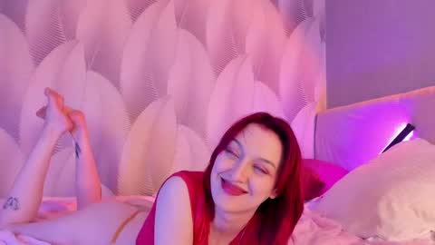 Snapshot of _ccrystaa_ chatting on 03/07/25, 11:07 Christina Chris online show from 03/07/25, 11:07