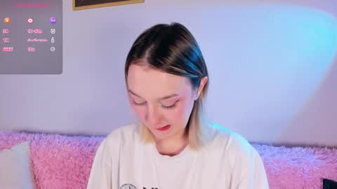 Christina Chris online show from 11/04/25, 08:24