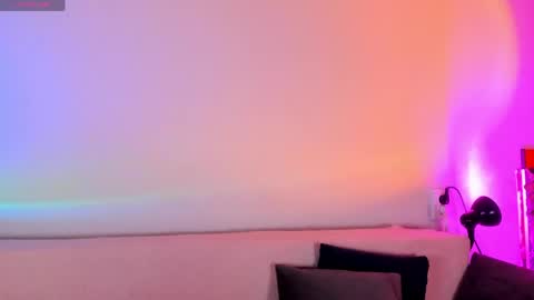 Christina Chris online show from 04/16/26, 08:04