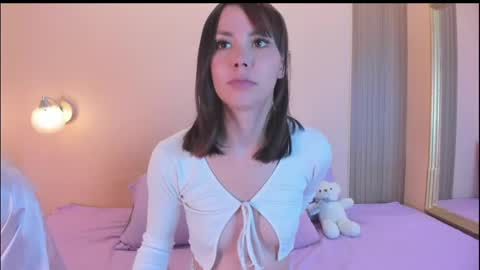 Snapshot of _celestee_1 chatting on 05/05/26, 03:03 Celeste online show from 05/05/26, 03:03