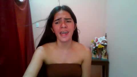 Snapshot of _celina chatting on 04/23/26, 01:07 _celina online show from 04/23/26, 01:07