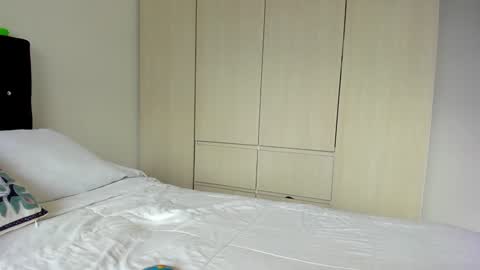 Bella  online show from 12/02/24, 08:11