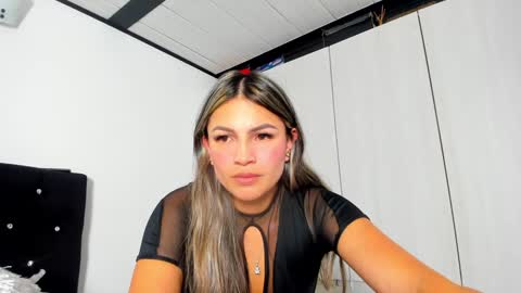 Bella  online show from 12/27/24, 11:10