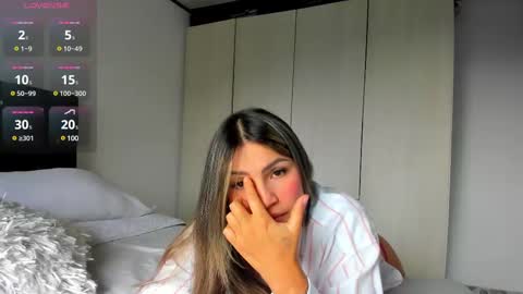 Bella  online show from 03/01/25, 09:04