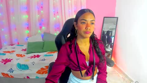 charly online show from 10/23/25, 01:43