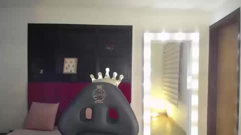 _charlotte_collins_ online show from 09/20/25, 04:30