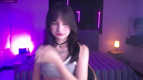 _charlotte_collins_ online show from 03/26/26, 02:33