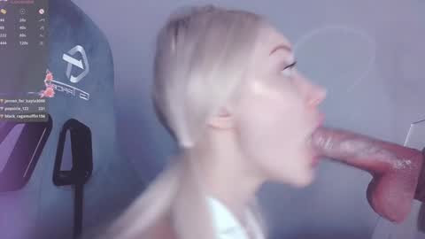 Snapshot of _chatur_babe chatting on 12/29/24, 08:26 Angelina online show from 12/29/24, 08:26