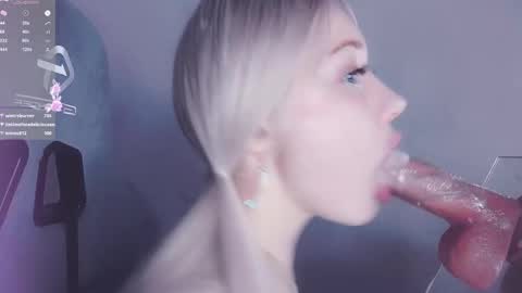 Snapshot of _chatur_babe chatting on 02/14/25, 04:31 Angelina online show from 02/14/25, 04:31