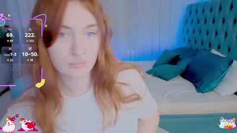 Alisa NO NUDE online show from 11/13/25, 01:21