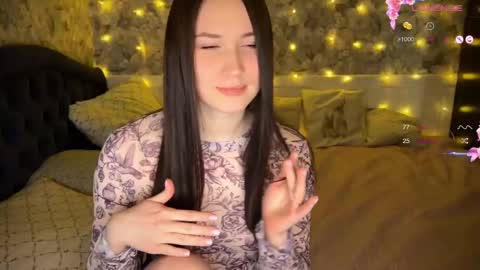 Snapshot of _chloe_miller_ chatting on 02/22/25, 06:19 _chloe_miller_ online show from 02/22/25, 06:19