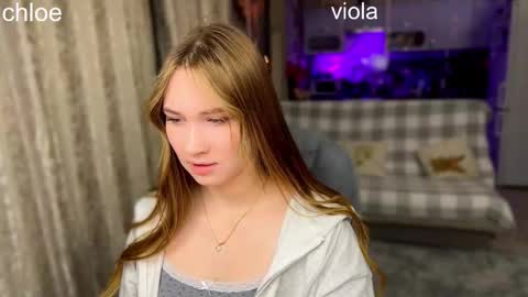 Snapshot of _chloe_miller_ chatting on 10/24/25, 07:54 _chloe_miller_ online show from 10/24/25, 07:54