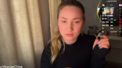 Snapshot of _chloe_miller_ chatting on 04/05/26, 11:51 _chloe_miller_ online show from 04/05/26, 11:51