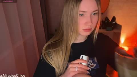 Snapshot of _chloe_miller_ chatting on 04/15/26, 07:21 _chloe_miller_ online show from 04/15/26, 07:21